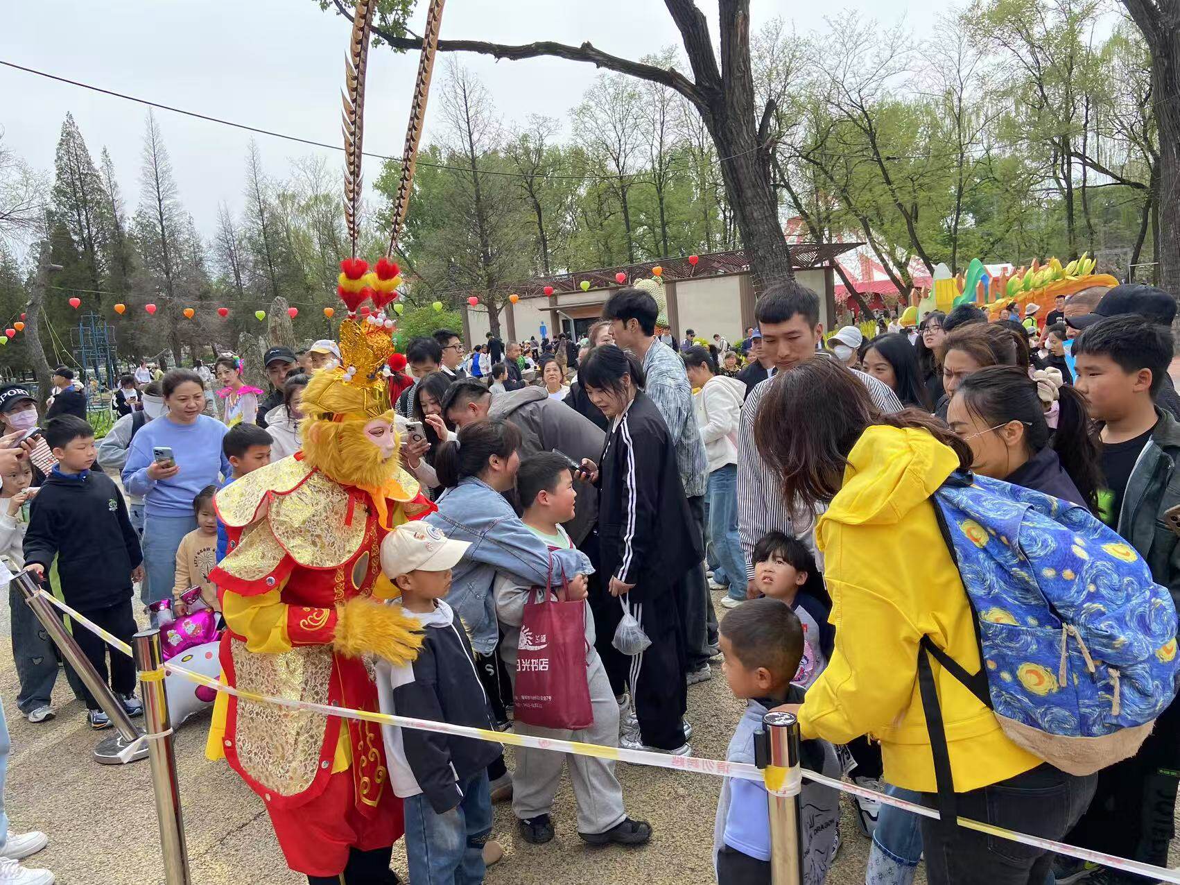 鞍山动物园
