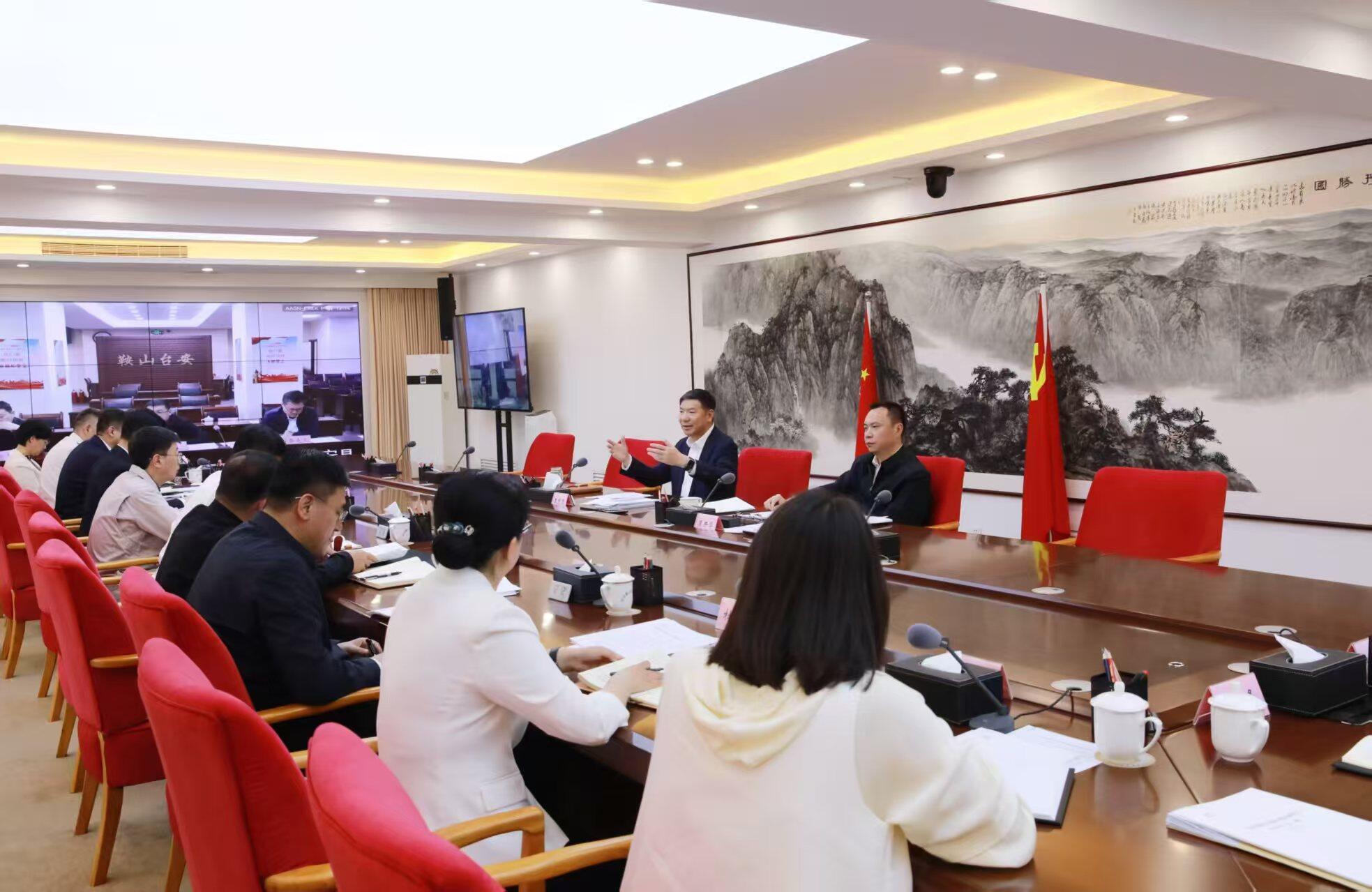 全市消防安全集中整治推进会召开。