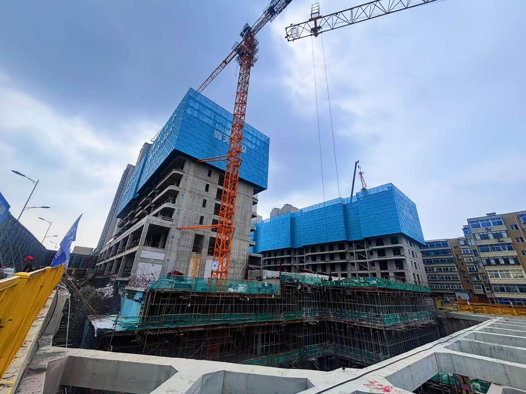 鞍山中心项目建设现场。