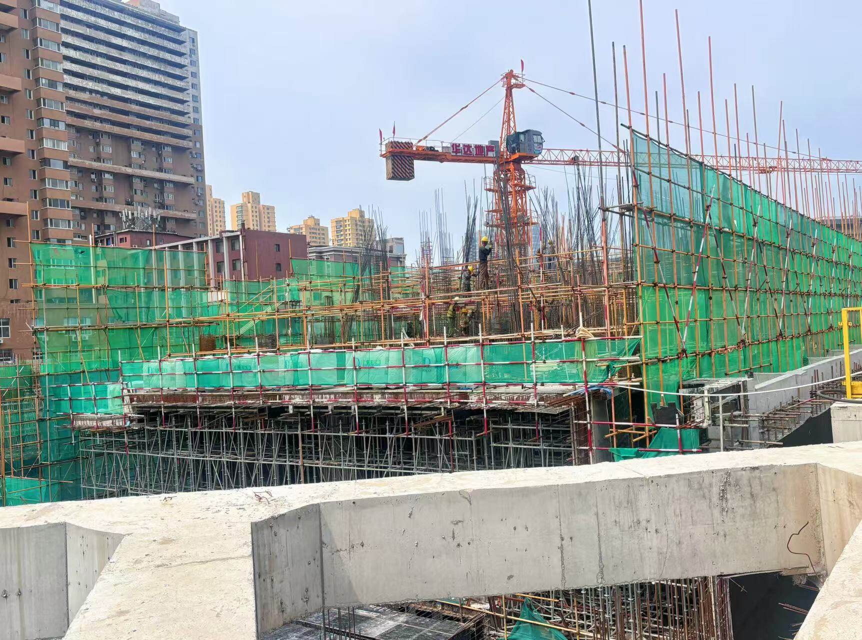 鞍山中心项目建设现场。