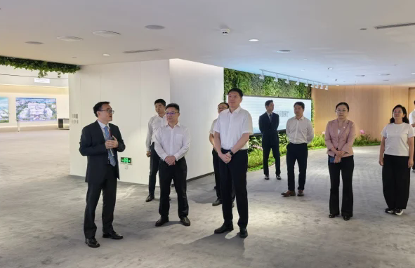 王忠昆考察华为技术有限公司。