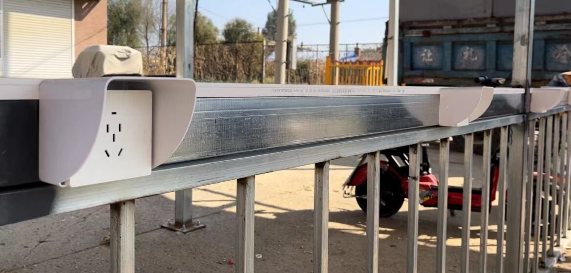 新增三处充电桩。