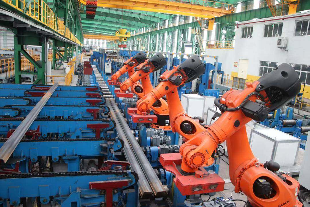 2025年建成投产的紫竹轻型特钢智能生产线。记者崔智摄