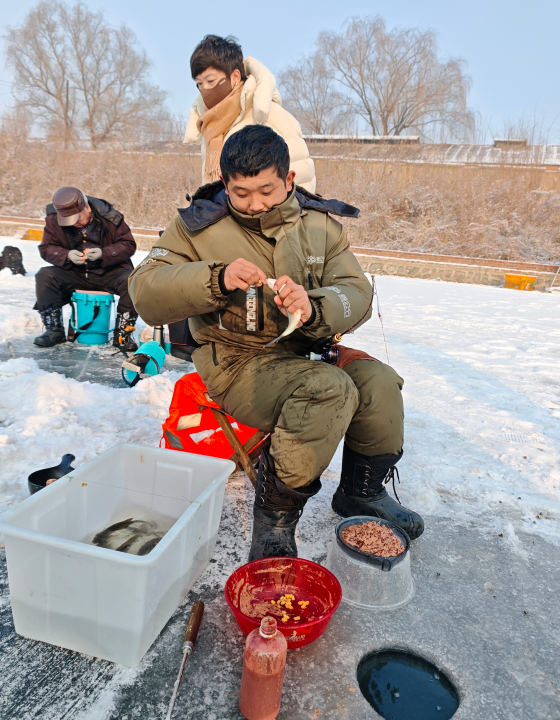 冰钓大赛活动现场