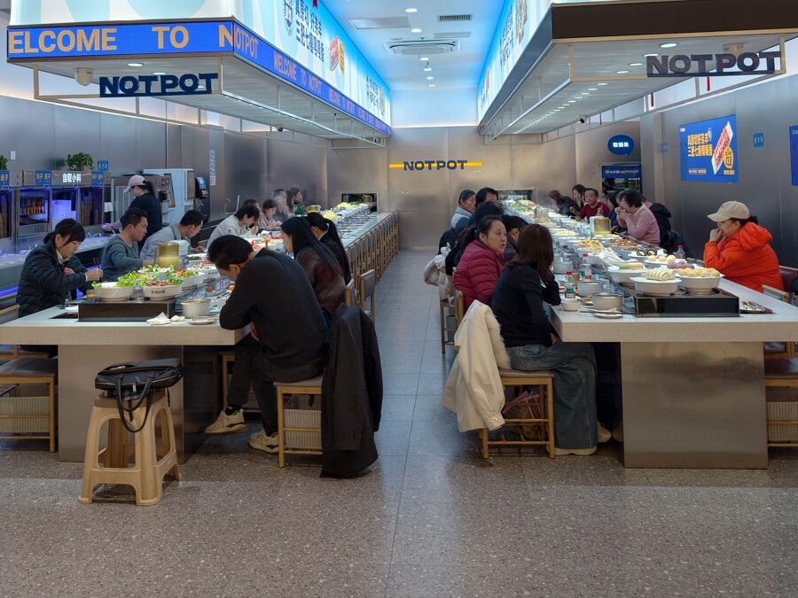 每一家商户的经营状况都被商场运营者放在心上。