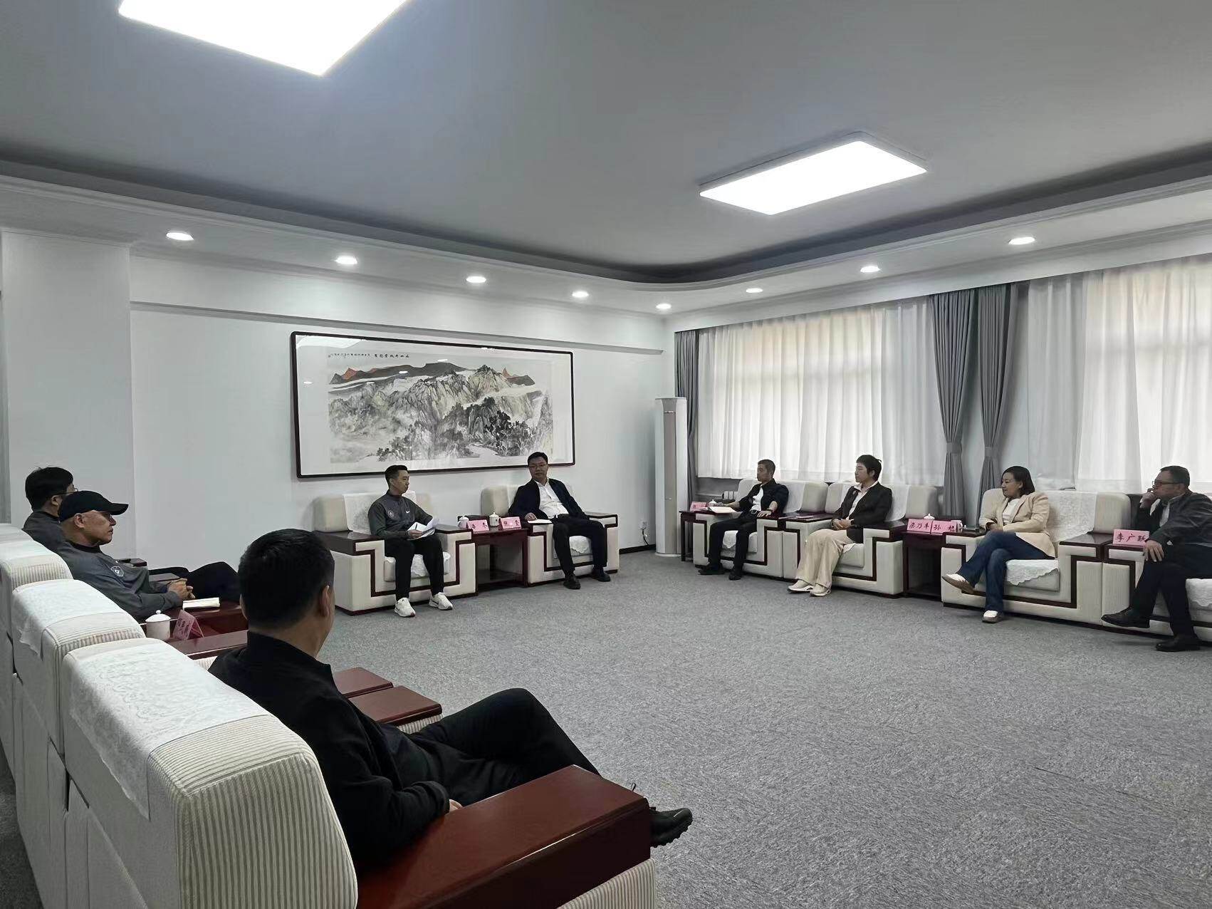 考察调研现场。