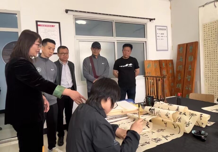 考察调研现场。