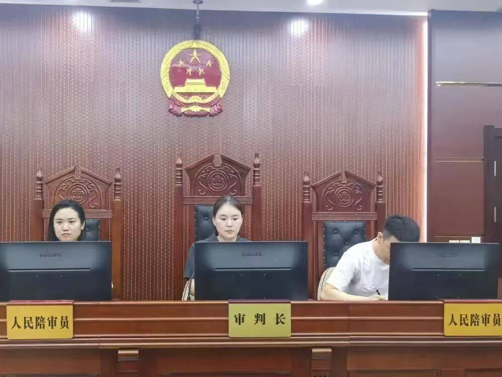 “捕鱼机”赌博案审理现场