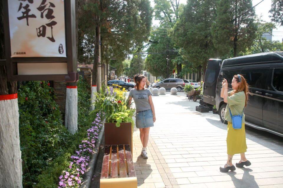 东宾特色休闲文化街区。