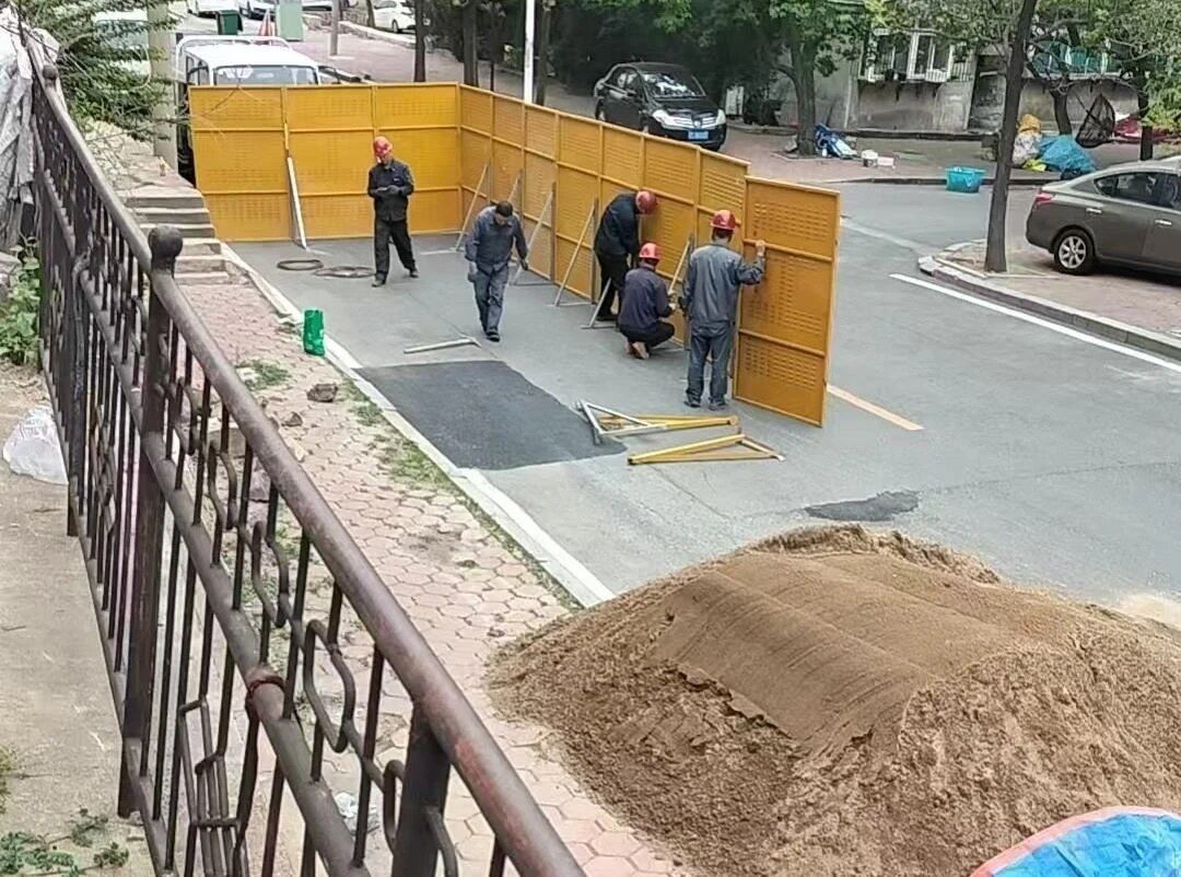 修复护坡墙保安全。